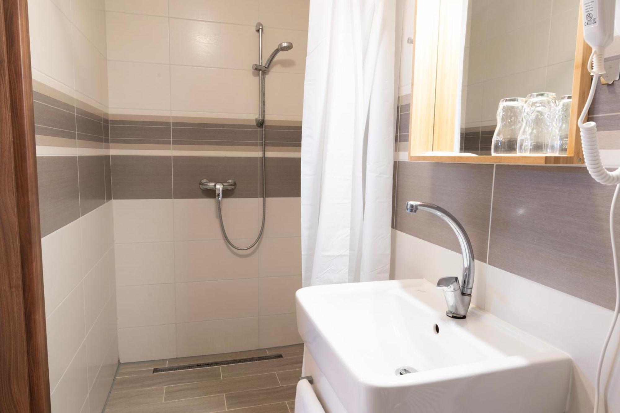 Penzion Terasa Cibulka Mikulov Exteriör bild