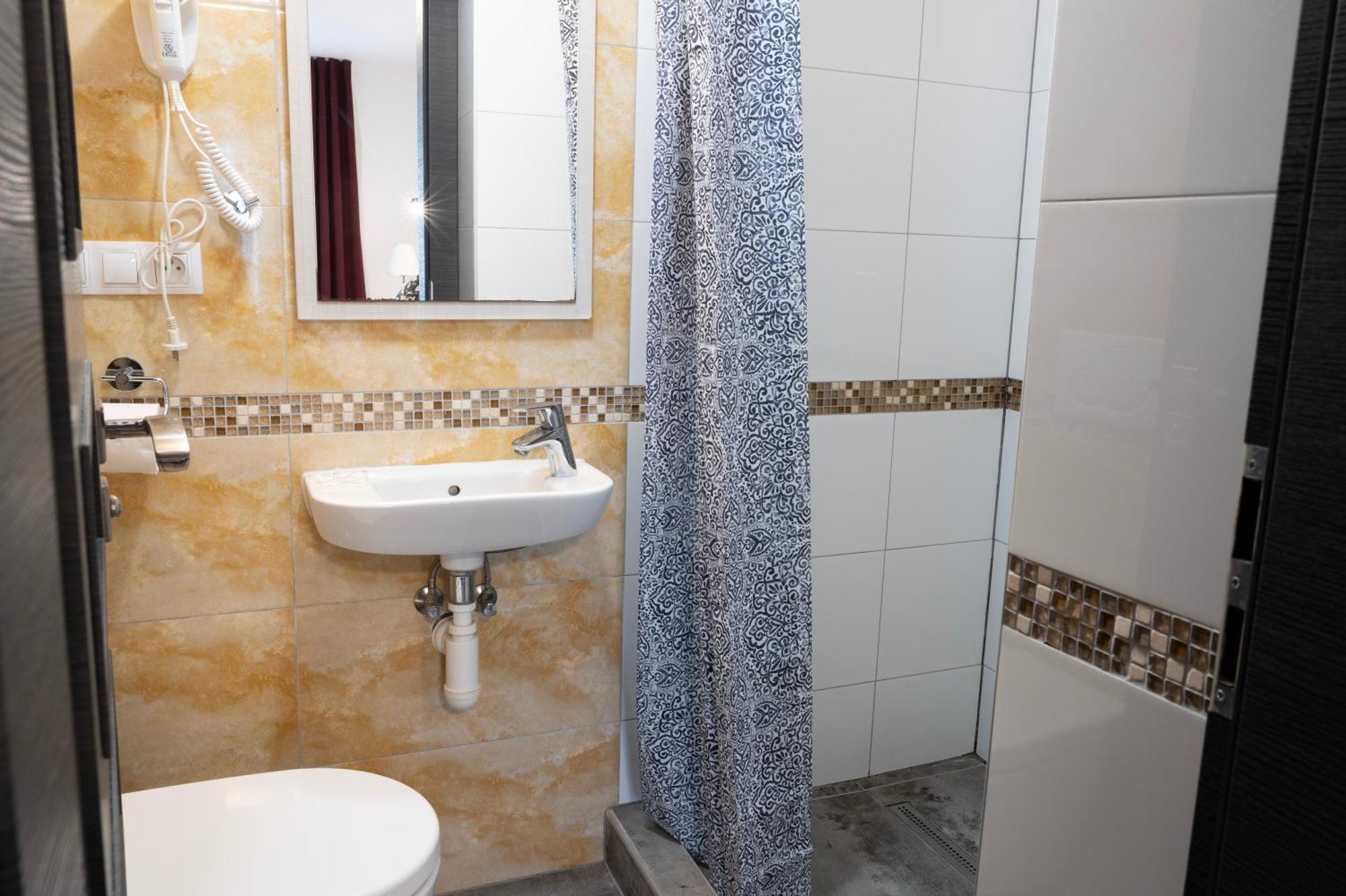 Penzion Terasa Cibulka Mikulov Exteriör bild